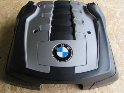 BMW 4.8L V8 Engine Cover 11617535151 550i 650i 750i E60 E63 E652